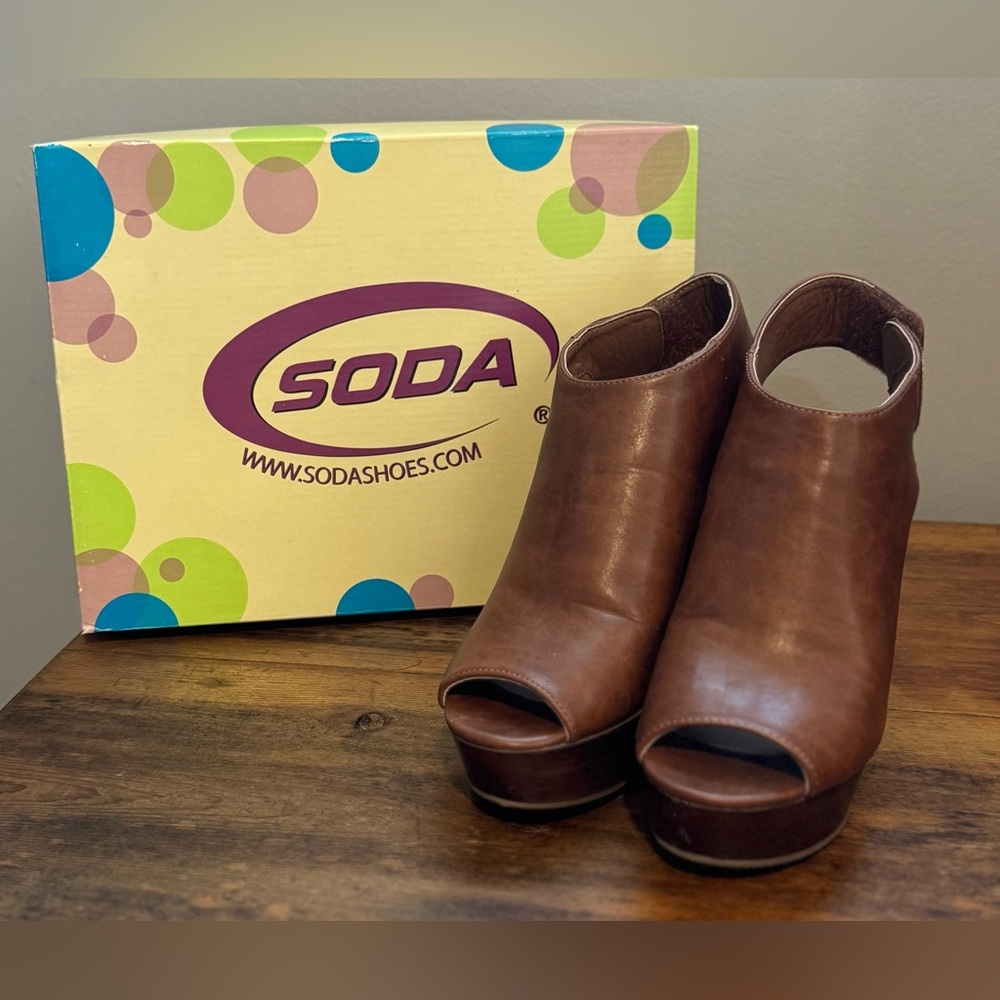 Soda Brown Heeled Boots with Chunky Heel